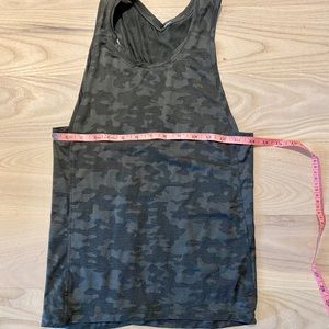 Lululemon Run For Days Deep Camo Tank